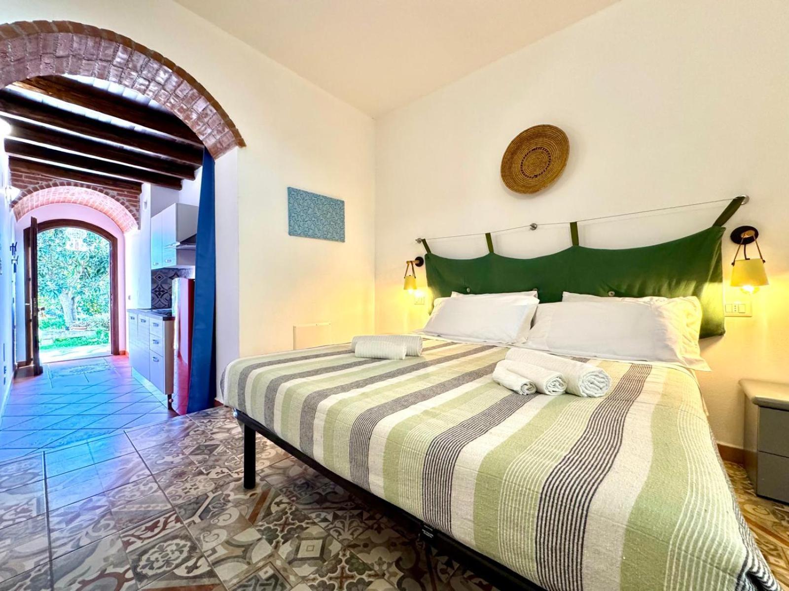 Le Corti Sarde Countryside Apartment บารีซาร์โด ภายนอก รูปภาพ